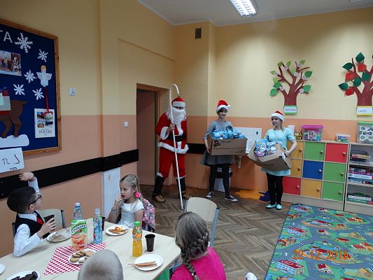 Grafika #8: Mikołaj u pierwszaków