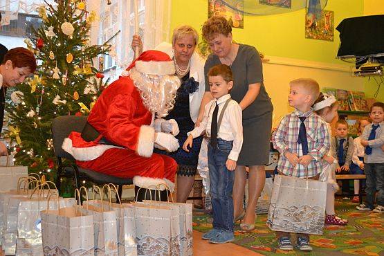 Grafika #8: "Kolęda na niebie, kolęda na ziemi" - spotkanie w Przedszkolu