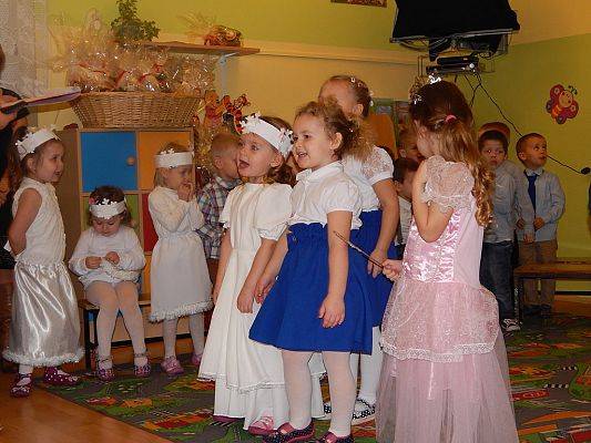 Grafika #18: "Kolęda na niebie, kolęda na ziemi" - spotkanie w Przedszkolu