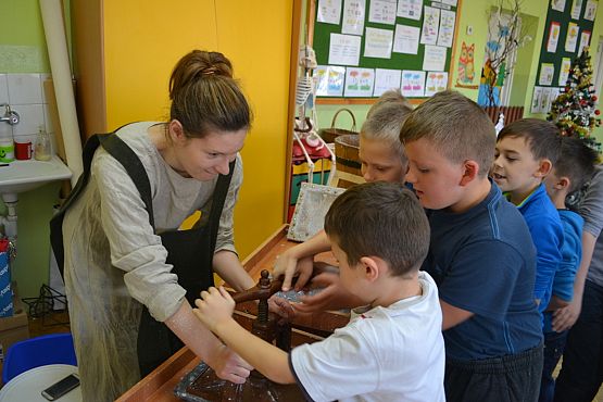 Grafika #1: Warsztaty papieru czerpanego