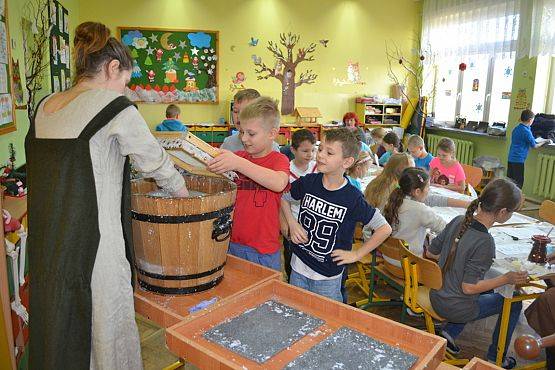 Grafika #6: Warsztaty papieru czerpanego