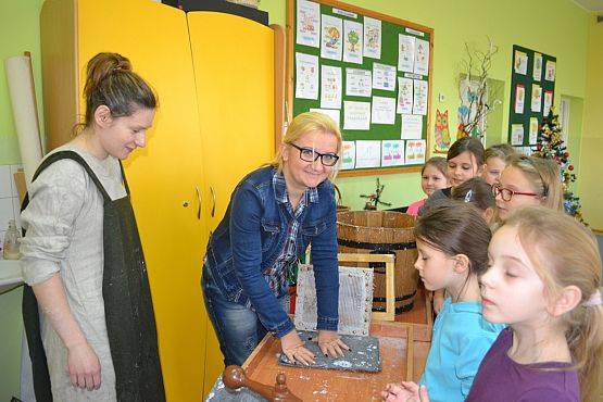 Grafika #5: Warsztaty papieru czerpanego