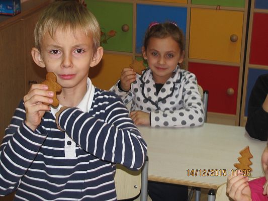 Grafika #10: Pieczenie pierników - klasa II a