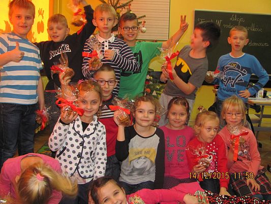 Grafika #14: Pieczenie pierników - klasa II a