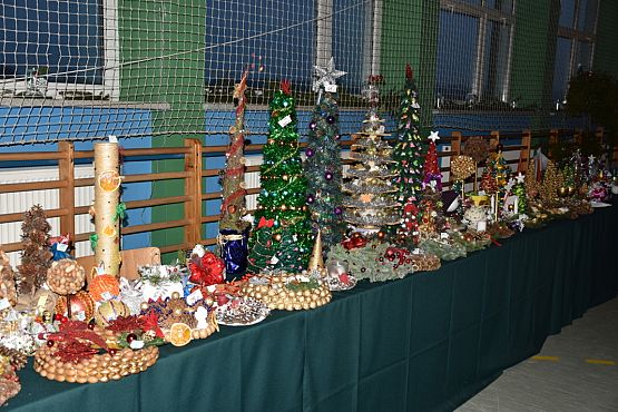 Grafika #0: Kiermasz świąteczny