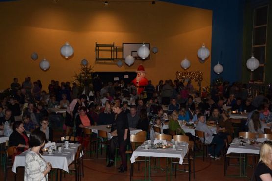 Grafika #46: Kiermasz świąteczny