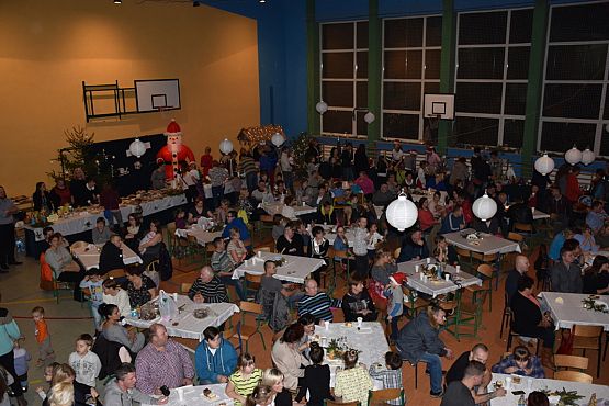 Grafika #7: Kiermasz świąteczny