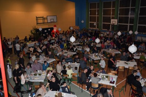 Grafika #50: Kiermasz świąteczny