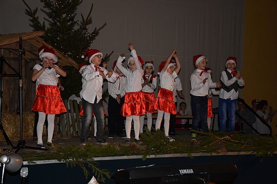 Grafika #8: Kiermasz świąteczny