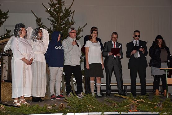 Grafika #23: Kiermasz świąteczny