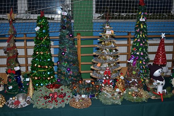 Grafika #35: Kiermasz świąteczny