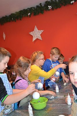 Grafika #12: Z wizytą w wiosce św. Mikołaja