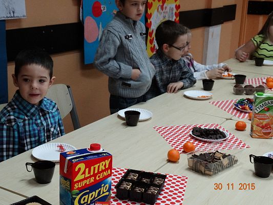 Grafika #12: Andrzejki w klasach pierwszych i drugich SP