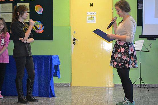 Grafika #6: Pozytywnie zakręceni