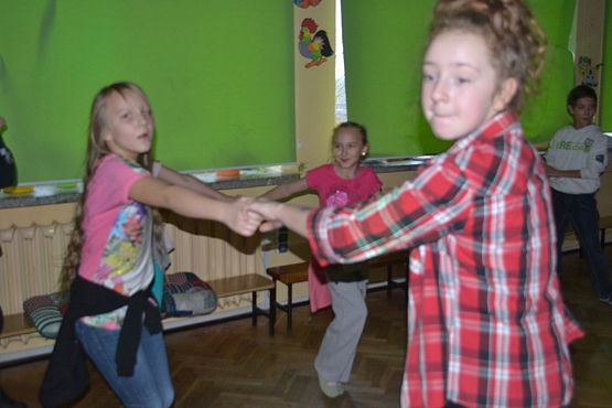 Grafika #2: Zabawa Andrzejkowa