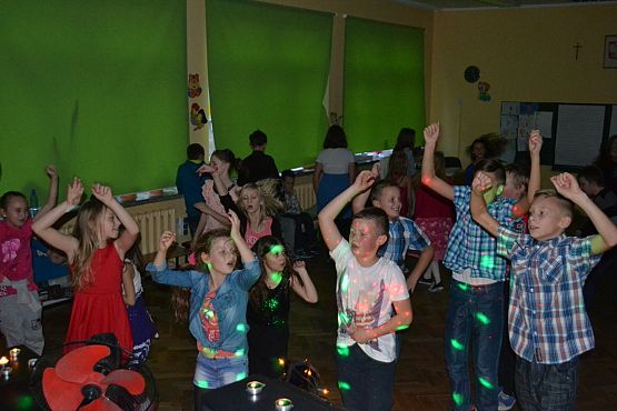 Grafika #4: Zabawa Andrzejkowa