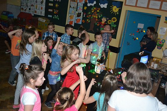 Grafika #11: Zabawa Andrzejkowa