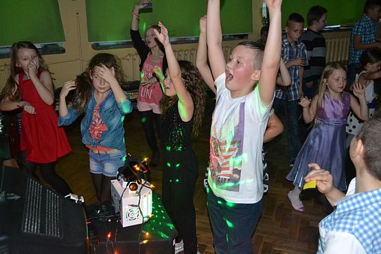 Grafika #5: Zabawa Andrzejkowa