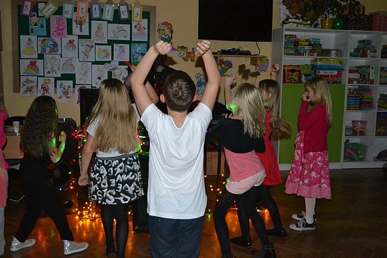 Grafika #12: Zabawa Andrzejkowa