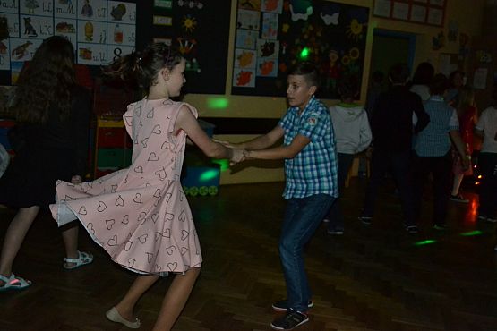 Grafika #16: Zabawa Andrzejkowa