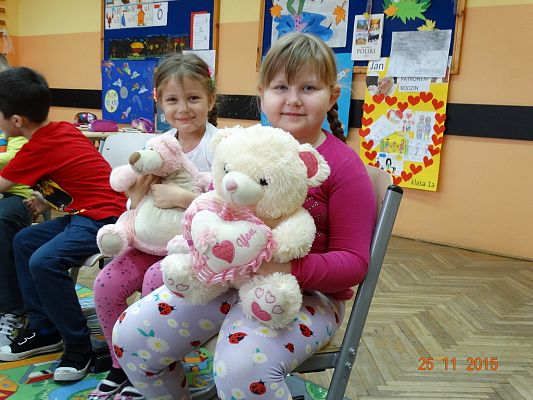 Grafika #2: Światowy Dzień Pluszowego Misia w kl. Ia