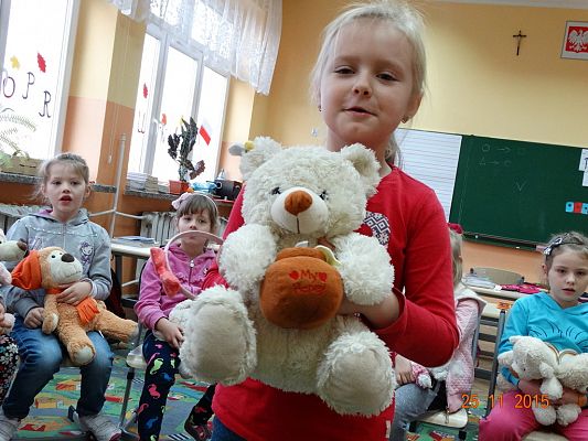 Grafika #7: Światowy Dzień Pluszowego Misia w kl. Ia