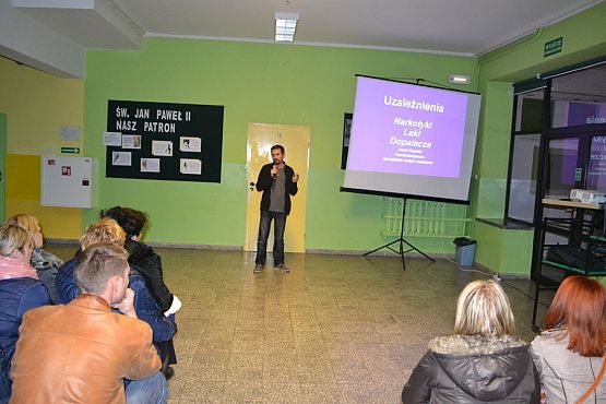 Grafika #3: Wywiadówka z udziałem terapeuty uzależnień