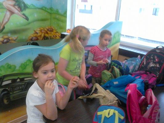 Grafika #6: Pierwszaki w Smykolandii