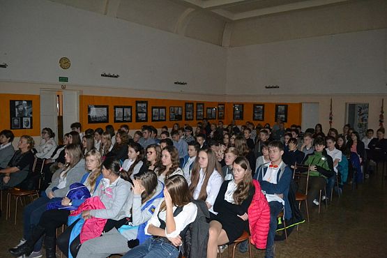 Grafika #18: Spektakl "Dziady" w wykonaniu uczniów Zespołu Szkół w Łebieniu.