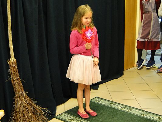 Grafika #4: Dzień Postaci z Bajek