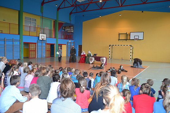 Grafika #0: Żywa lekcja historii- "Jak książę Eryk Pomorski królem został?"