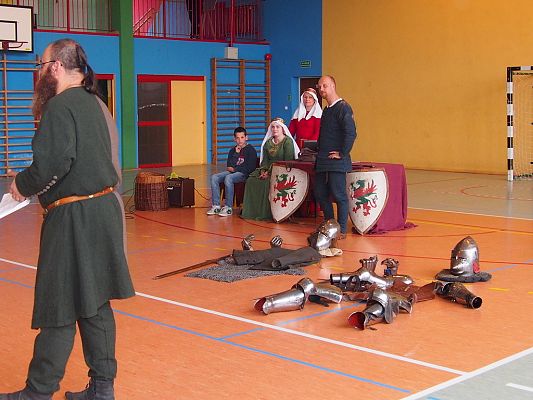 Grafika #12: Żywa lekcja historii- "Jak książę Eryk Pomorski królem został?"