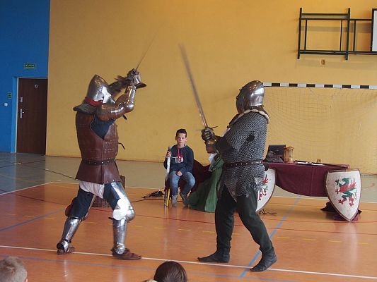 Grafika #14: Żywa lekcja historii- "Jak książę Eryk Pomorski królem został?"