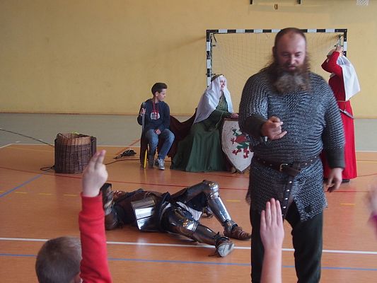 Grafika #15: Żywa lekcja historii- "Jak książę Eryk Pomorski królem został?"