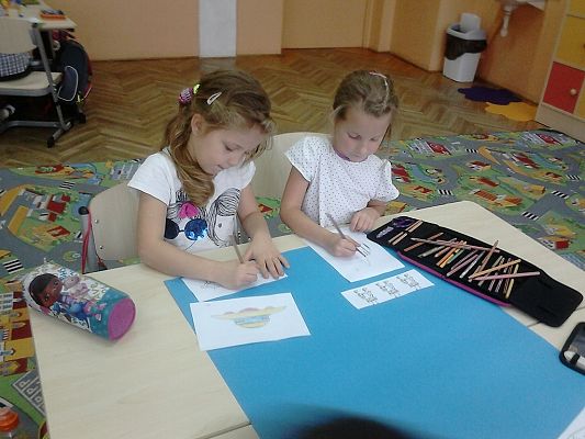 Grafika #1: Uczymy się współpracy przy wspólnym projekcie - klasa 1a SP