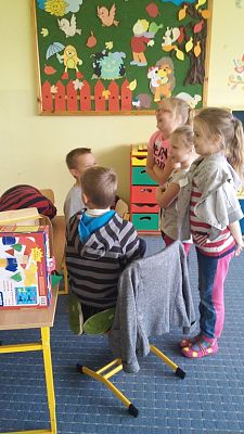 Grafika #6: Klasa III SP prowadzi hotel na greckiej wyspie - zajęcia metodą projektu