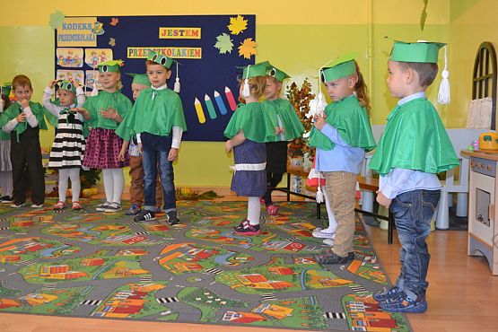 Grafika #9: Pasowanie na przedszkolaka