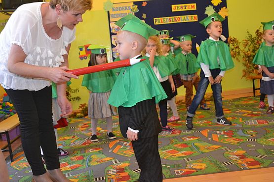 Grafika #15: Pasowanie na przedszkolaka