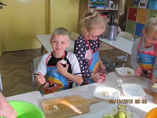 Grafika #2: "Robimy sok" - klasa II a