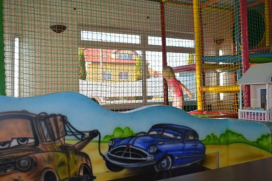 Grafika #6: Przedszkolaczki w Smykolandii