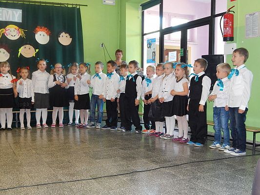 Grafika #7: Ślubowanie klas pierwszych