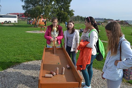 Grafika #23: Niecodzienne lekcje dla klas pierwszych gimnazjum!