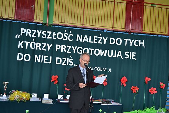 Grafika #4: Uroczyste zakończenie roku szkolnego 2014/2015