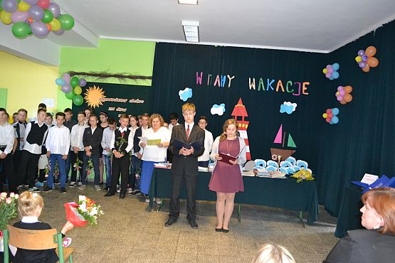 Grafika #5: Uroczyste zakończenie roku szkolnego 2014/2015