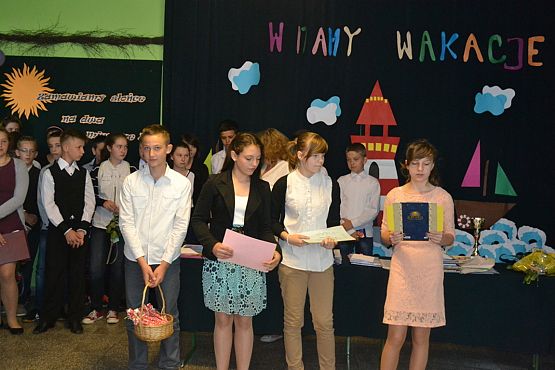 Grafika #7: Uroczyste zakończenie roku szkolnego 2014/2015