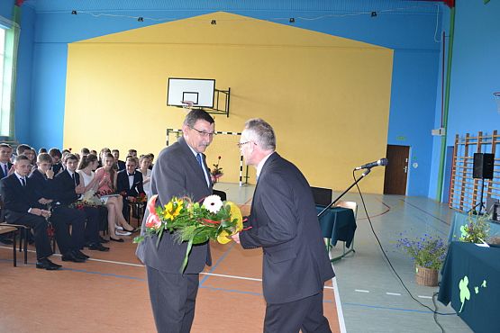 Grafika #27: Uroczyste zakończenie roku szkolnego 2014/2015