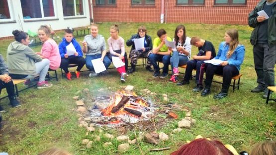 Grafika #0: Harcerskie ognisko