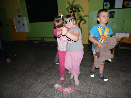 Grafika #5: Zielona nocka – 19.06.2015 r.