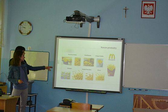 Grafika #3: Przedstawiciele Farm Frites w naszej szkole