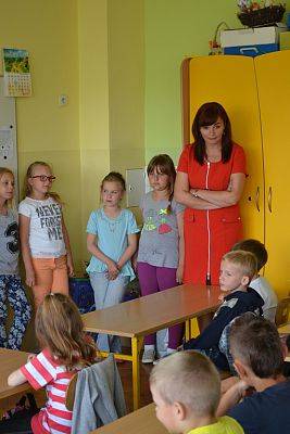 Grafika #4: Przedszkolaki w szkole